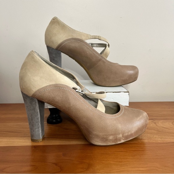 Womens Hush Puppies Suede Retro Platform Block Heel Pumps Colorblock Size 9M - Picture 2 of 8